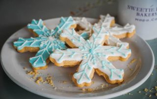 Sweetie Pies Bakery Christmas Snowflake Cookies