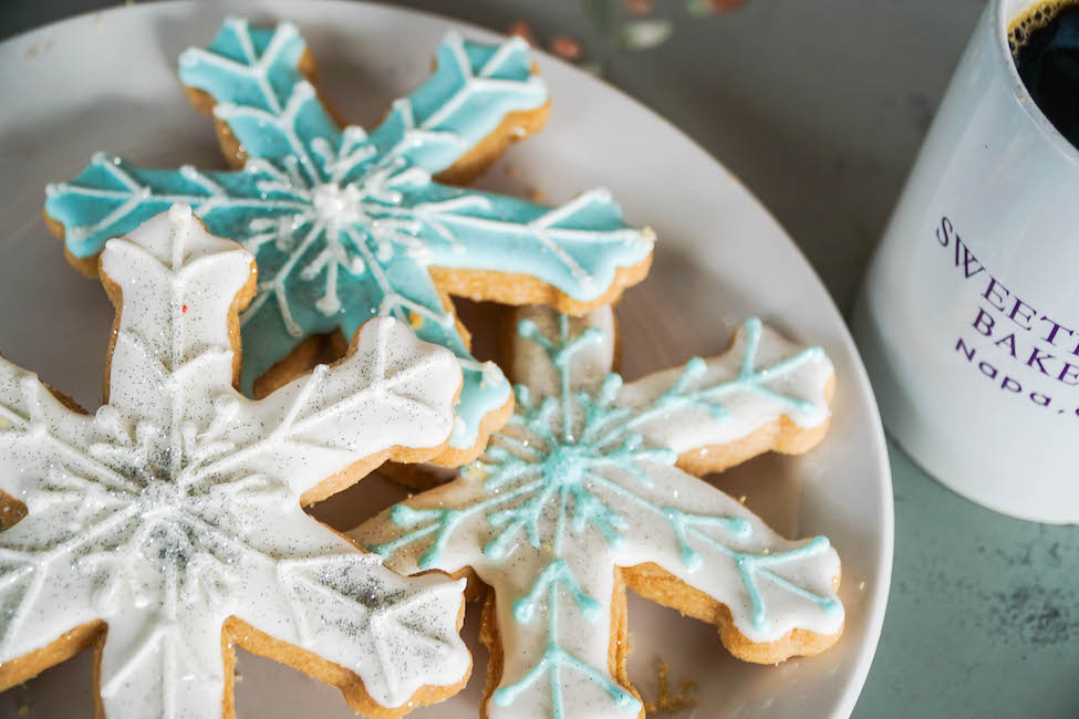 Sweetie Pies Bakery Christmas Snowflake Cookies